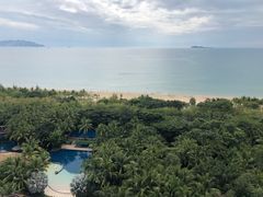 -三亚湾海居铂尔曼度假酒店