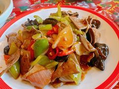 -闯关东东北农家菜(崂山石老人店)