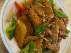-鹤乡东北菜(崮山路店)