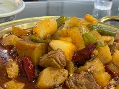 -牛一嘴·兰州牛肉面·大盘鸡(财富中心店)