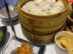 -馋三尺蟹粉小笼(人民广场店)