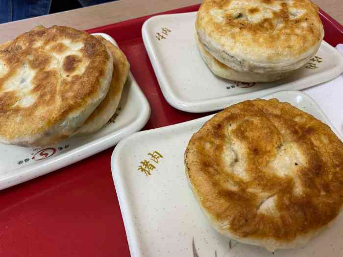 神龟馅饼(古寨路店)-"酒店附近评分最高的早餐店了,一惯不喜欢吃.