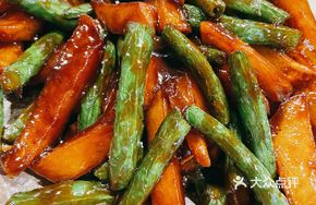 Old Store Potatoes with Green Beans