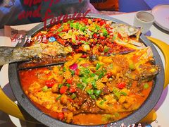 -鸣记脆皮烤鱼·海鲜烤鱼(三八广场店)