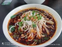 重庆小面-秦云老太婆摊摊面(磁器口店)