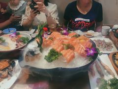 -青瓦餐厅·生鱼片·韩园烤肉(西塔店)