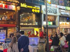 -BHC炸鸡(明洞总店)