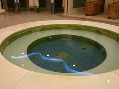 洗浴-碧中海汤泉汗蒸酒店