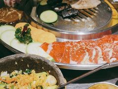 -哈哈碳都·牛肋条无限自助烤肉(台江万达店)
