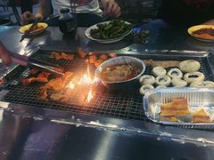 -马路牙子烧烤音乐酒馆(望京店)