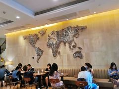 大堂-星巴克臻选(广州沙面店)