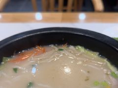 -鸡汤过桥·过桥米线