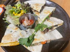 -HELLO 27 意面·沙拉·帕尼尼