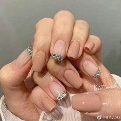 -Halo美甲美睫