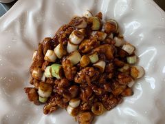 酱爆桃仁鸡-鸿运楼烤鸭店(天桥店)