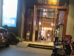 -忆江南·临江鱼馆