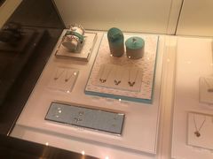 -Tiffany & Co.蒂芙尼
(天津万象城店)