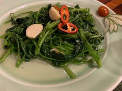 大蒜炒空心菜-Lam Vien Restaurant