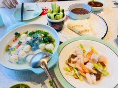 -巧克力渔家.小船海鲜家常菜(万平口店)