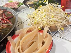 -财二舅火锅招待所