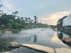 -罗红摄影艺术馆