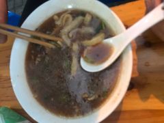 -样样红面馆