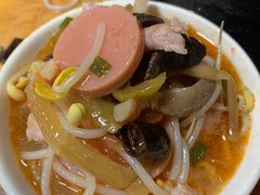 -李记特色罐罐米线(重庆中环大厦店)