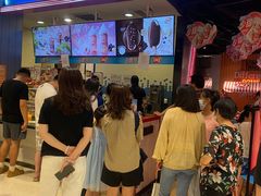 等位区-DQ·蛋糕·冰淇淋(苏州中心店)