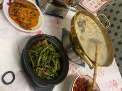 -堂瓦里·33年传统赣菜(第一街区店)