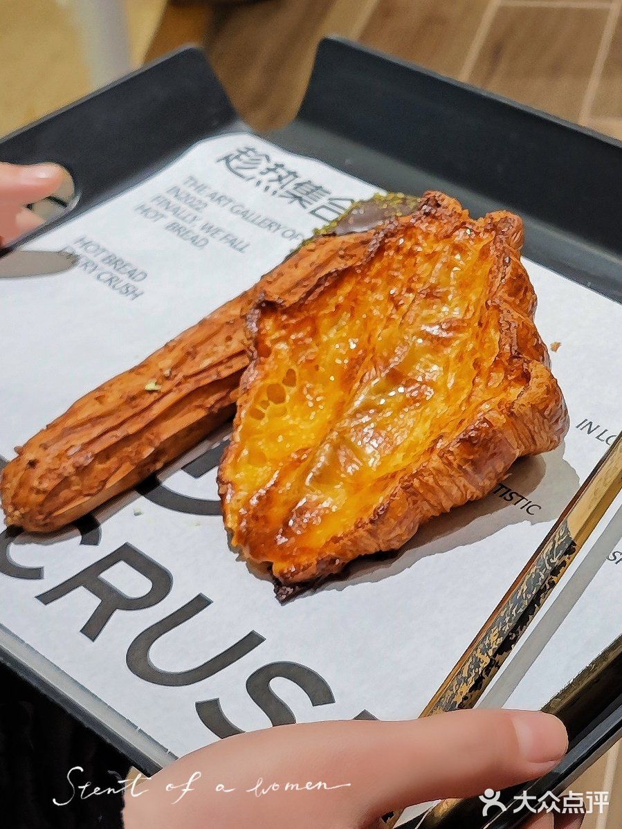 渝州宾馆周边美食，两家面包甜点烘培爆火