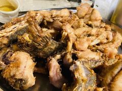 -肖肖酸萝卜鱼火锅(总店)