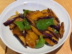-关东小磨东北菜(上海长风大悦城店)