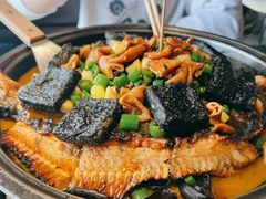 -辣尚瘾·烤鱼·新川菜(交大直营店)
