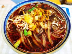 酸辣粉-超级大馍王肉夹馍