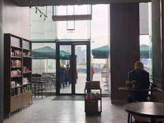 大堂-星巴克臻选(成都环球乐天店)