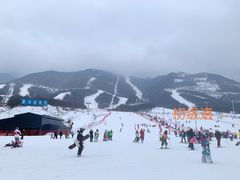 -鳌山滑雪度假区