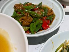 -关东小磨东北菜(漕河泾印象城店)