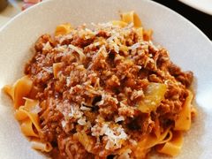 肉酱意面-Kitchens on Kent at The Langham