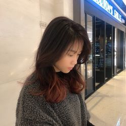 -HAIR CORNER