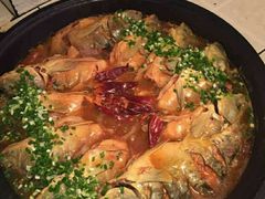 大铁锅炖鱼-那家老院子东北菜·饺子·小鸡炖蘑菇(艳华街店)