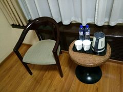 -燕山大酒店