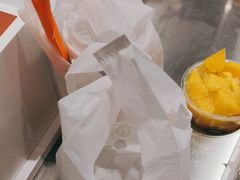 -极拉图·现制冰淇淋(大卫城店)