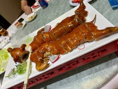 首创有米金猪-桃园盛宴·岭南粤菜·手工茶点(南庄店)