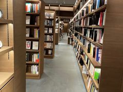 -茑屋书店(天目里店)