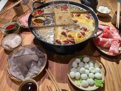 -白乐天毛肚火锅馆(解放碑店)