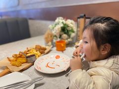 -必胜客(东部星悦天地店)