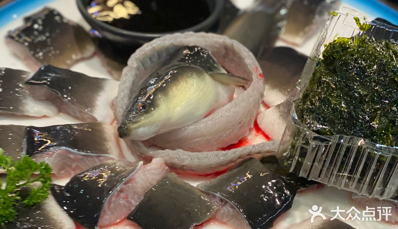 烤鳗鱼，烤肉🐟🥩