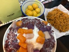 红豆牛奶绵绵冰-水牛奶皇后糖水铺(深圳总店)