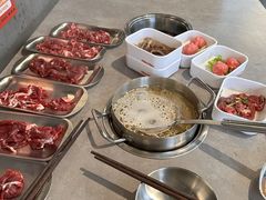 -张哞哞·鲜切牛肉自助火锅(高德置地店)