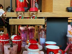 零售区-星巴克(深圳宝能太古城南区店)